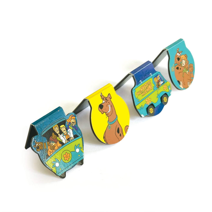 BMMG-0032E - Scooby Doo Magnetic Bookmarks - Three connected magnetic bookmarks featuring Scooby-Doo characters in blue, yellow, and turquoise with the iconic Mystery Machine van